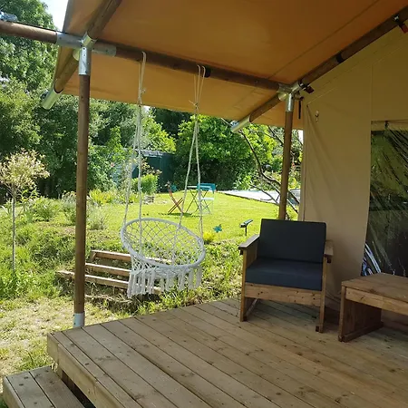 Lodge La Jolie Longère Fleurie Avec Piscine Et Jardin *